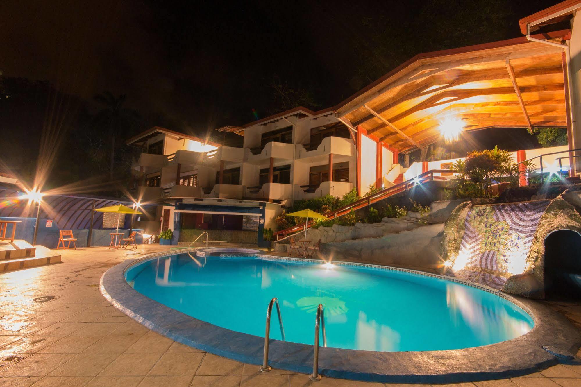 Hotel California Manuel Antonio Eksteriør billede